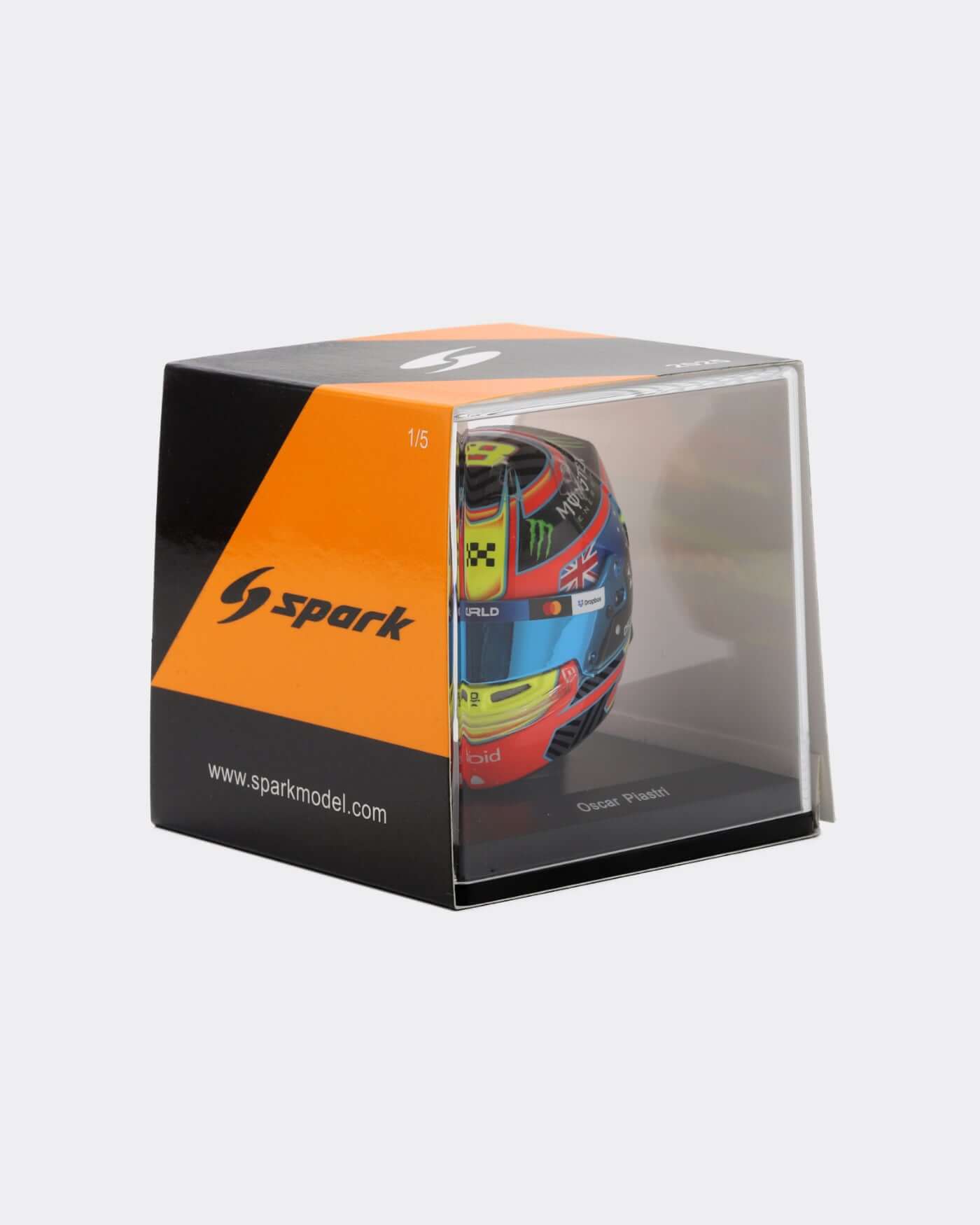 1:5 scale 2025 Season Helmet - Oscar Piastri - Image 7